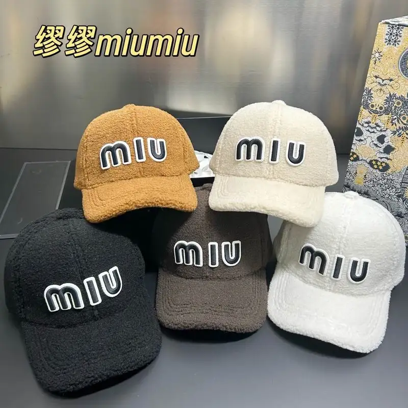 Miumiu Cap dx112